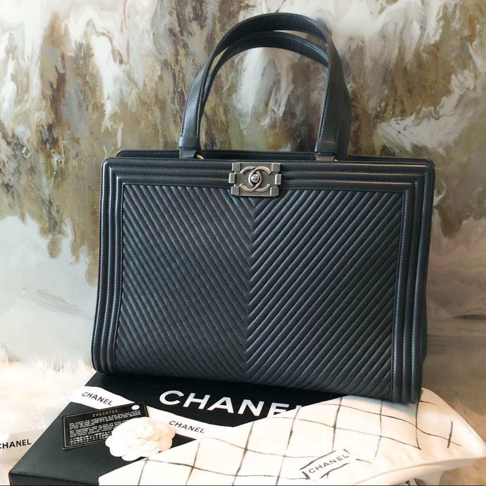 Chanel Gray Chevron Leather Boy CC Tote Bag - Picture 9 of 9